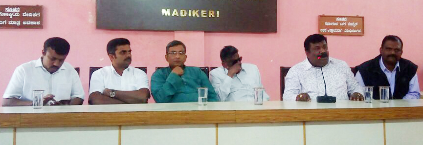 ಕಾಂಗ್ರೆಸ್, ಬಿಜೆಪಿಯಿಂದ ಕೋಮು ಸಂಘರ್ಷ ಸೃಷ್ಟಿ : ಬಿ.ಎಚ್.ಚಂದ್ರಶೇಖರ್ ಆರೋಪ